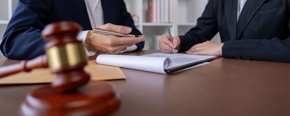 Palm Beach, FL business contracts and mergers lawyer